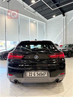 بی ئێم دەبڵیو X2